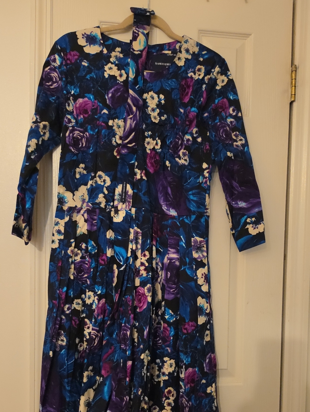 Samantha S Floral Midi Dress in Blue & Purple Size 10